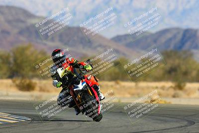 media/Jan-09-2022-SoCal Trackdays (Sun) [[2b1fec8404]]/Turn 14 (10am)/